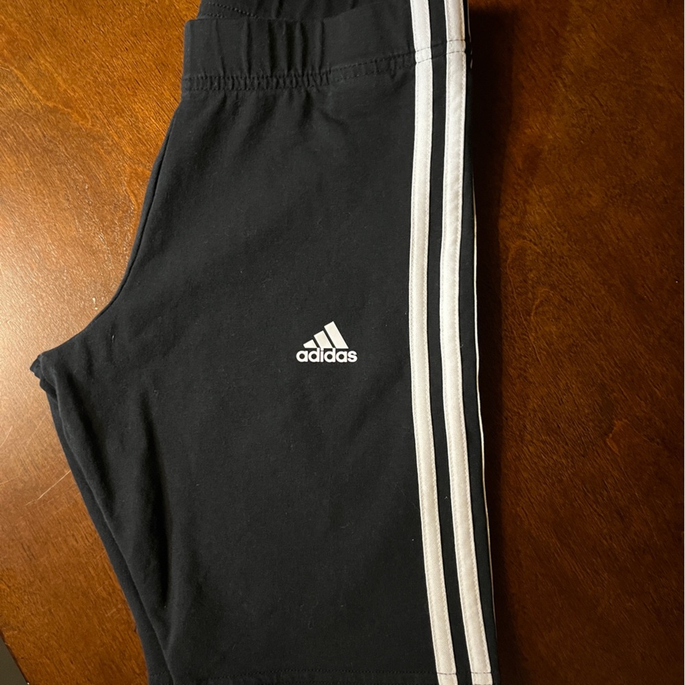 ADIDAS Women's Essentials 3-Stripe Bike Shorts Size Small - Picture 2 of 14